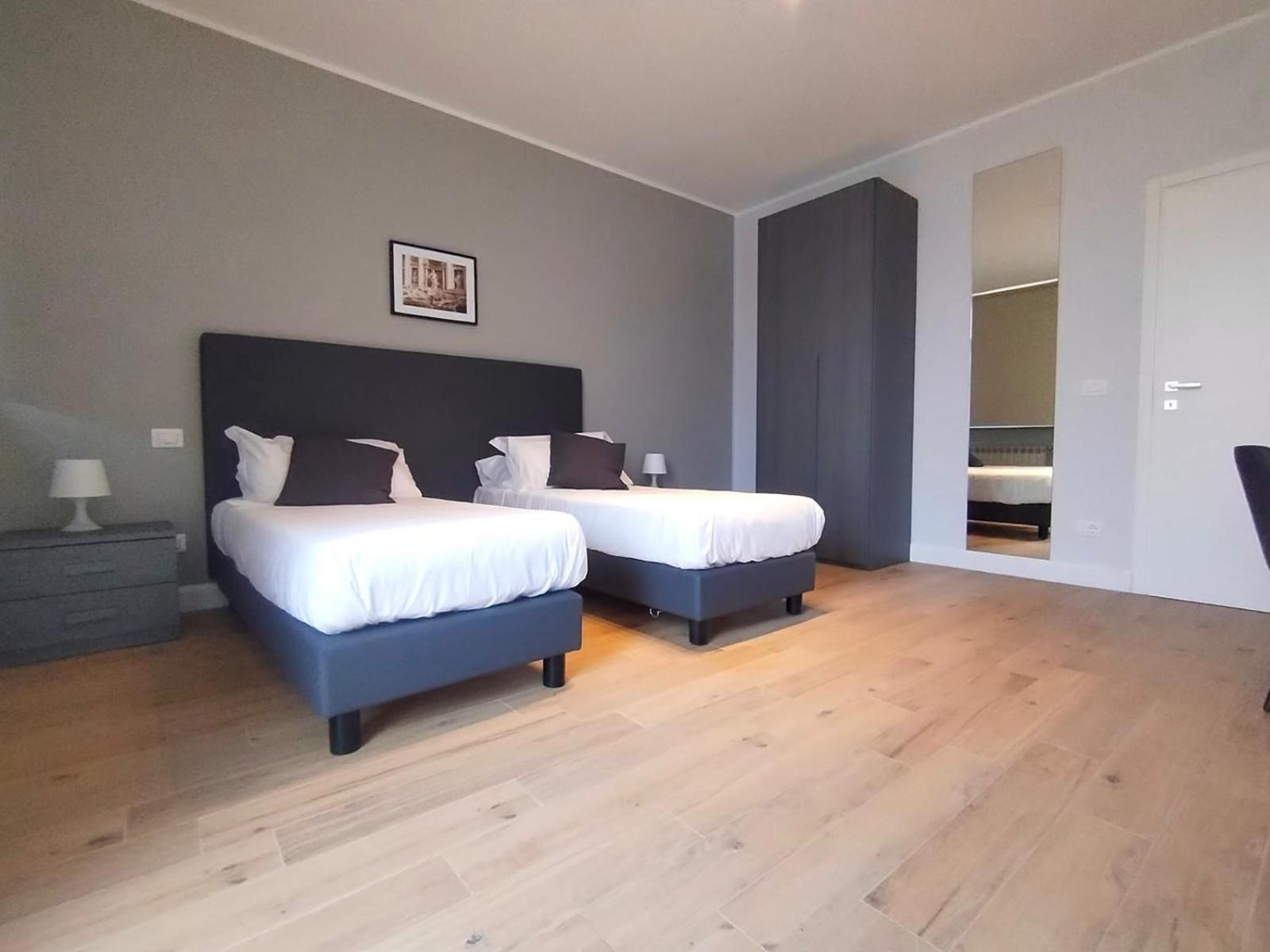Hh Hermoso Housing Asti Dış mekan fotoğraf