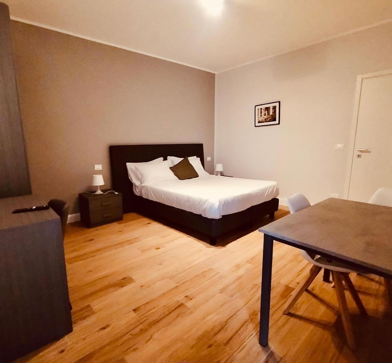 Hh Hermoso Housing Asti Dış mekan fotoğraf