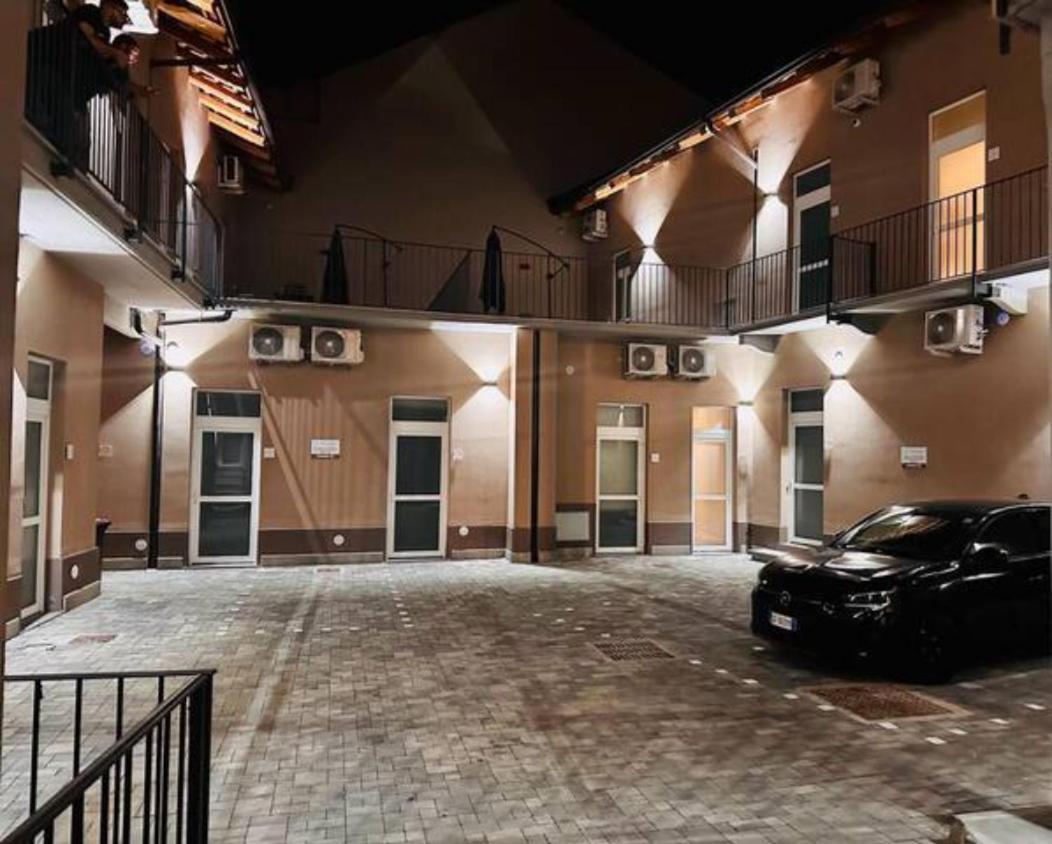 Hh Hermoso Housing Asti Dış mekan fotoğraf