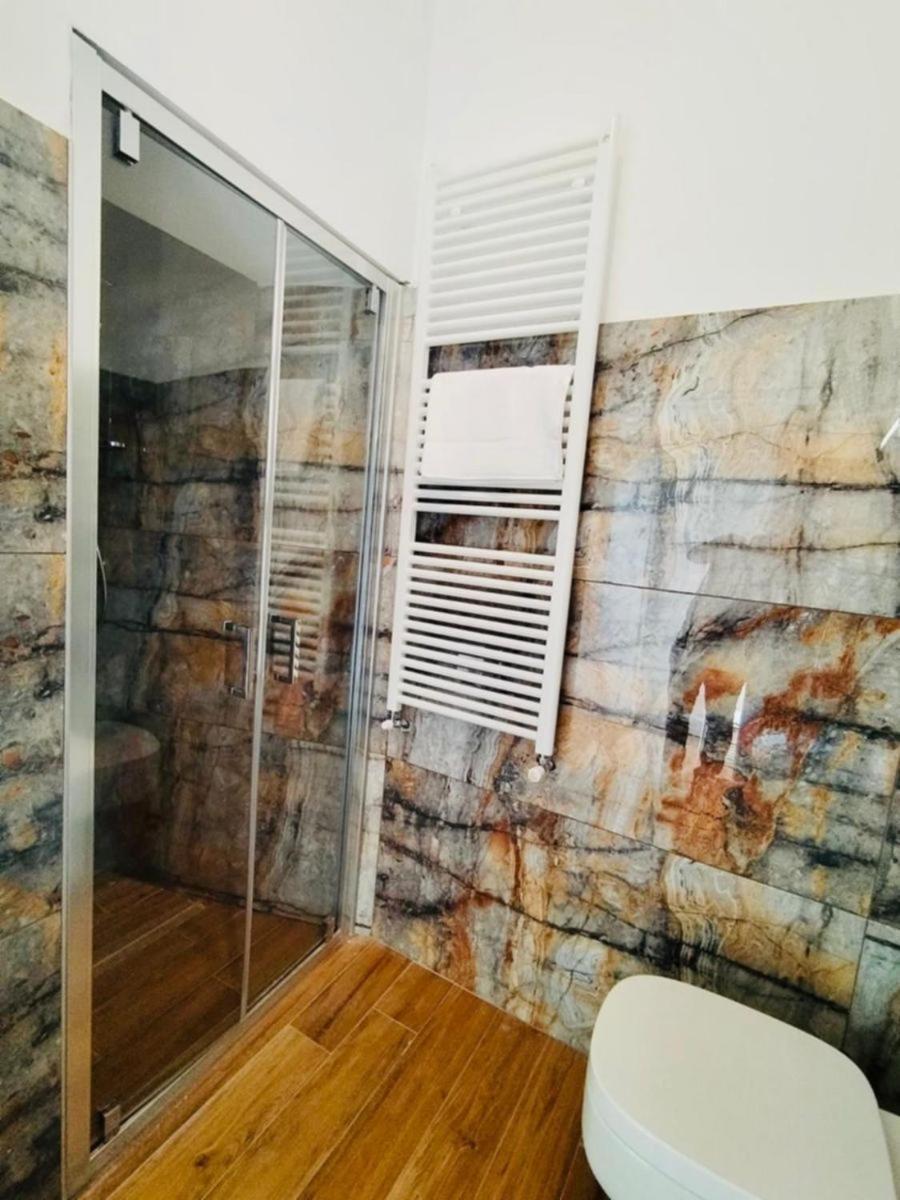 Hh Hermoso Housing Asti Dış mekan fotoğraf