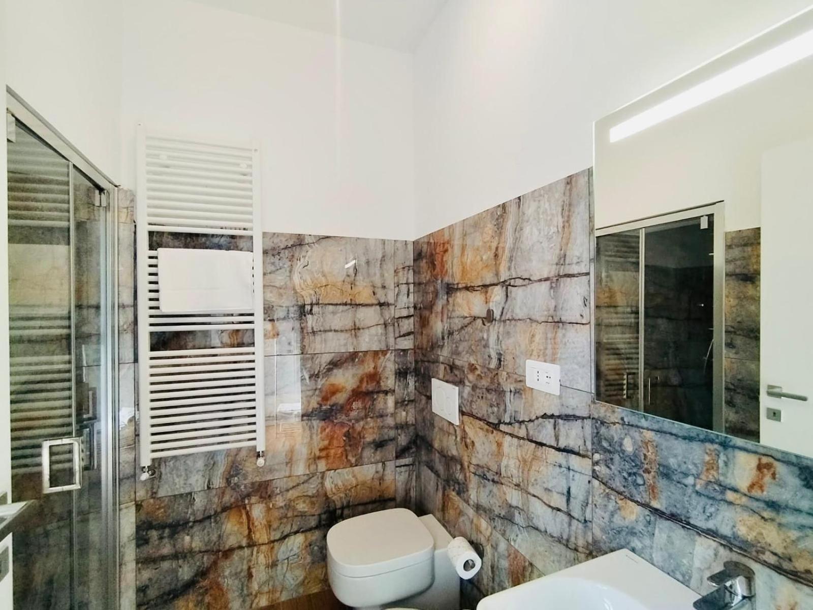 Hh Hermoso Housing Asti Dış mekan fotoğraf