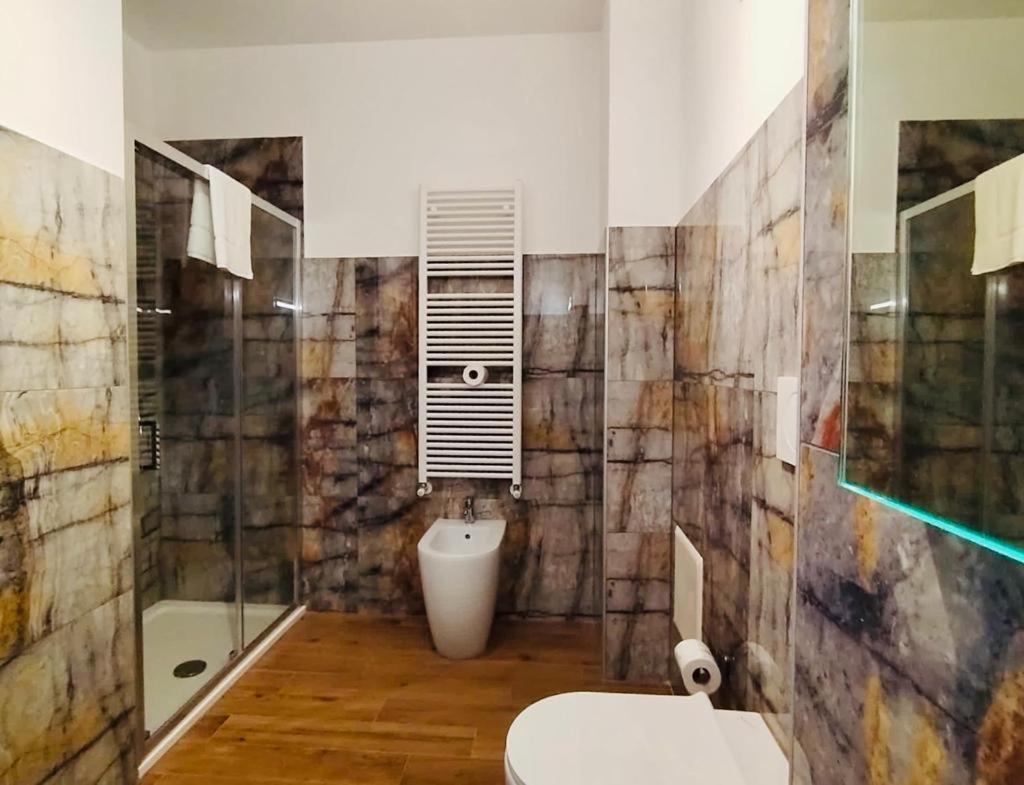 Hh Hermoso Housing Asti Dış mekan fotoğraf