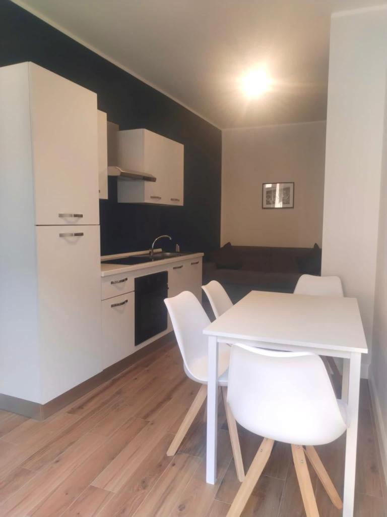 Hh Hermoso Housing Asti Dış mekan fotoğraf