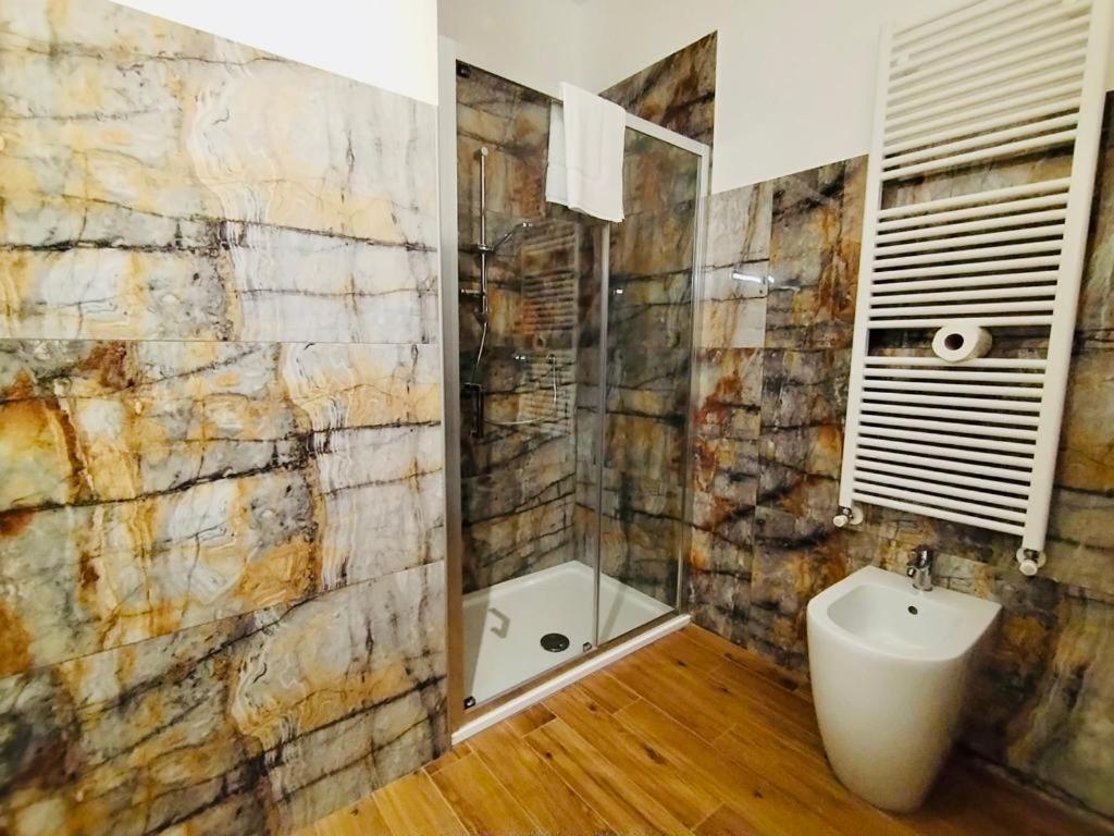 Hh Hermoso Housing Asti Dış mekan fotoğraf